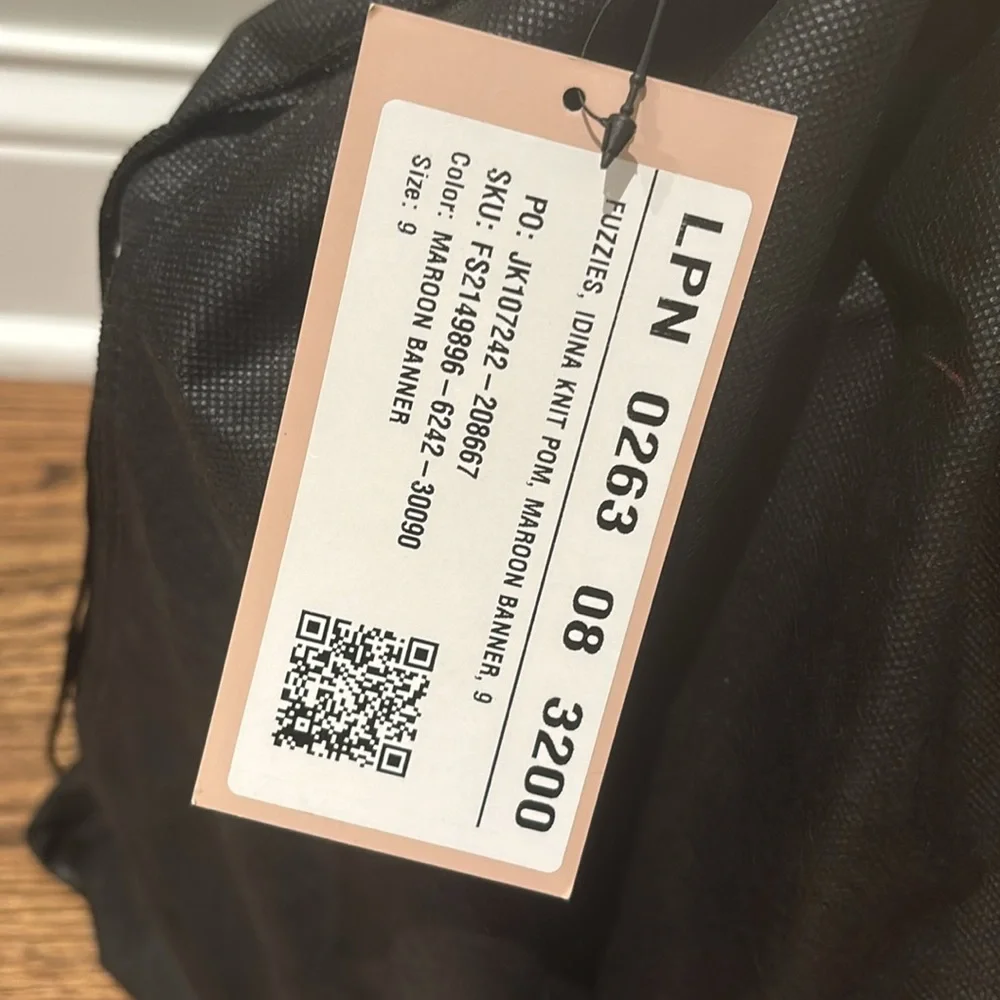 NWT Just Fab Fuzzies Idina Knit Pom Sweater Boots size 9 Maroon - Picture 11 of 11